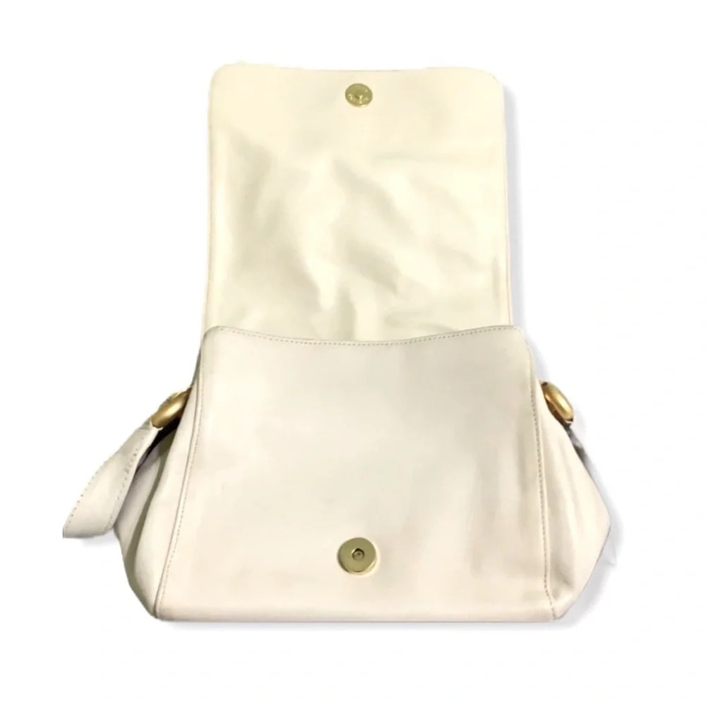 Perlina New York Vintage leather flap shoulder bag adjustable strap off-white